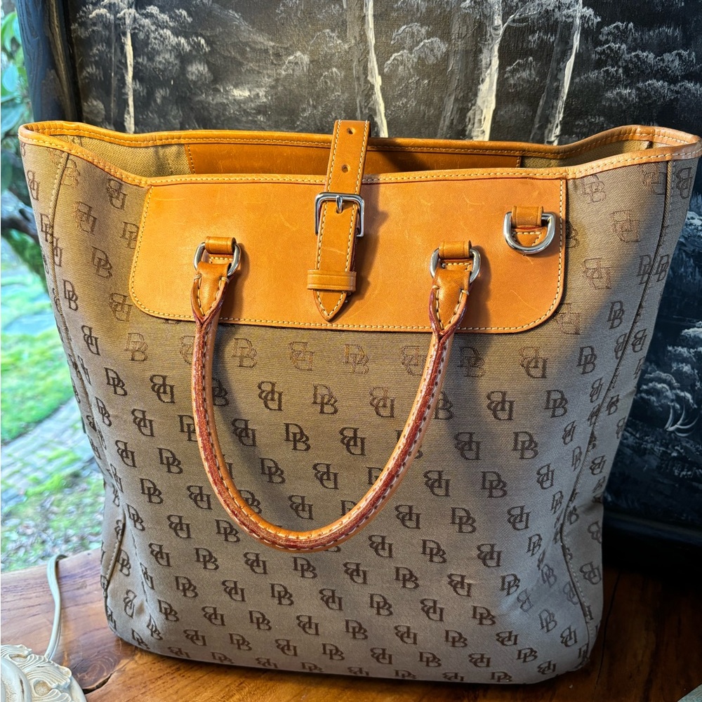 Dooney & Bourke Beige Brown Monogram Large Tote Satchel Bag - Picture 7 of 13